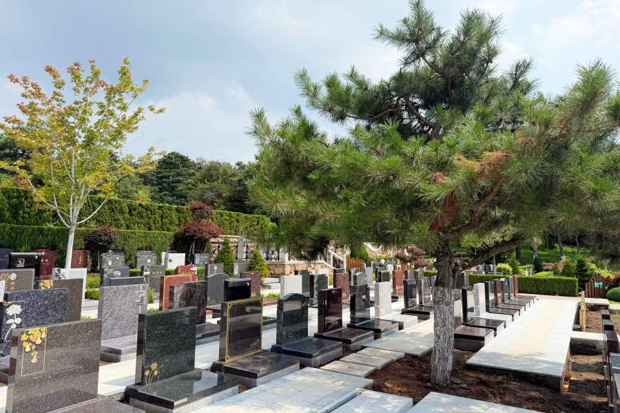 观陵山墓园