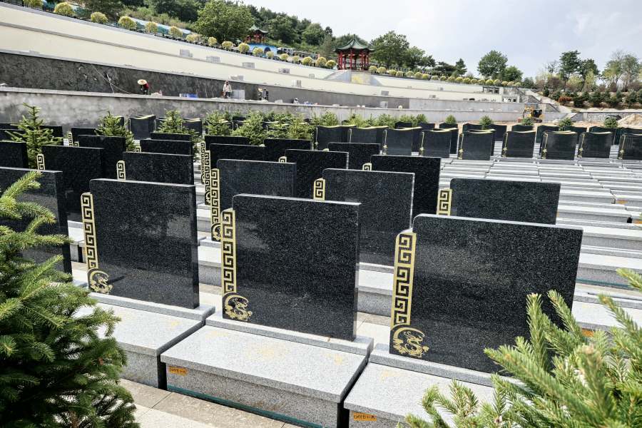 沈阳龙福山墓园