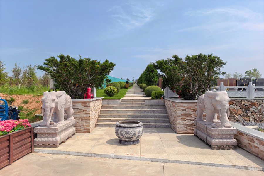 沈阳北龙山墓园 沈阳北龙山墓园