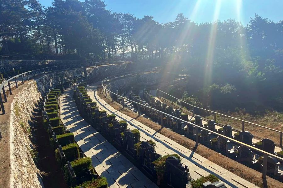 沈阳青云山墓园 沈阳青云山墓园